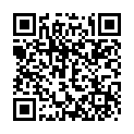 泳池戏水躺椅上干金发妹妹的二维码